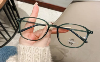  ,华为智能眼镜2近视可以用吗？